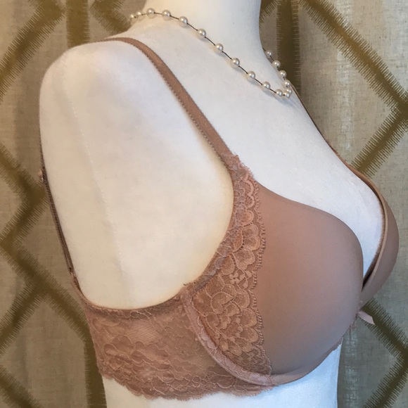 Victoria’s Secret Bra - Picture 2 of 6